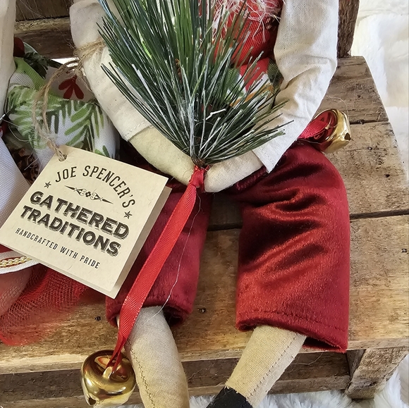 Joe Spencer - Colden Winter & Crystal Winter Doll Set Gathered Traditions - Picture 4 of 5